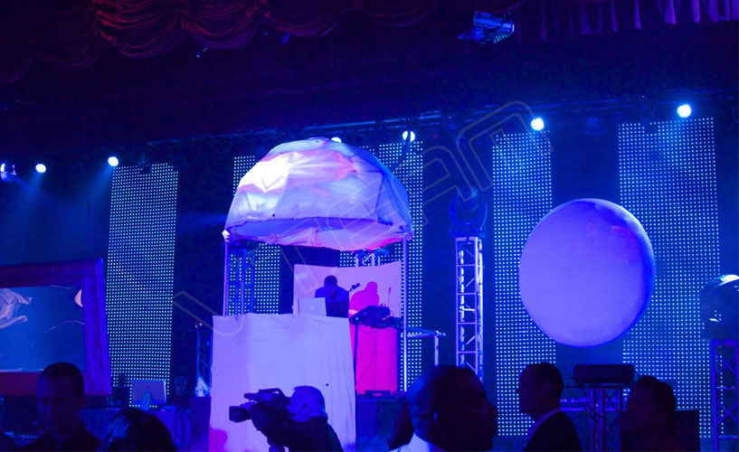 美國迪士尼晚會(huì)活動(dòng) LED共形屏iDot-P55項(xiàng)目