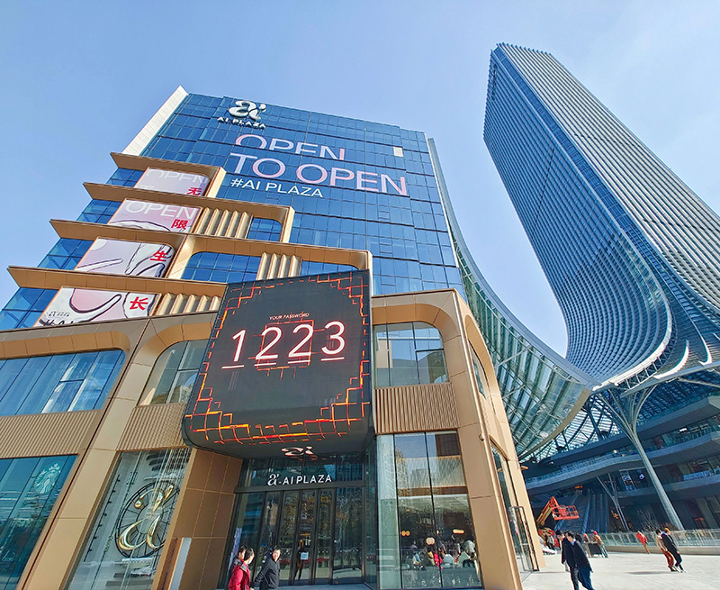 上海西岸鳳巢購物中心LED透明屏項目